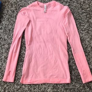 Lululemon long sleeved shirt